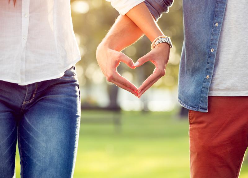 Meshing Surnames – A Modern Take on Name Blending in the UK